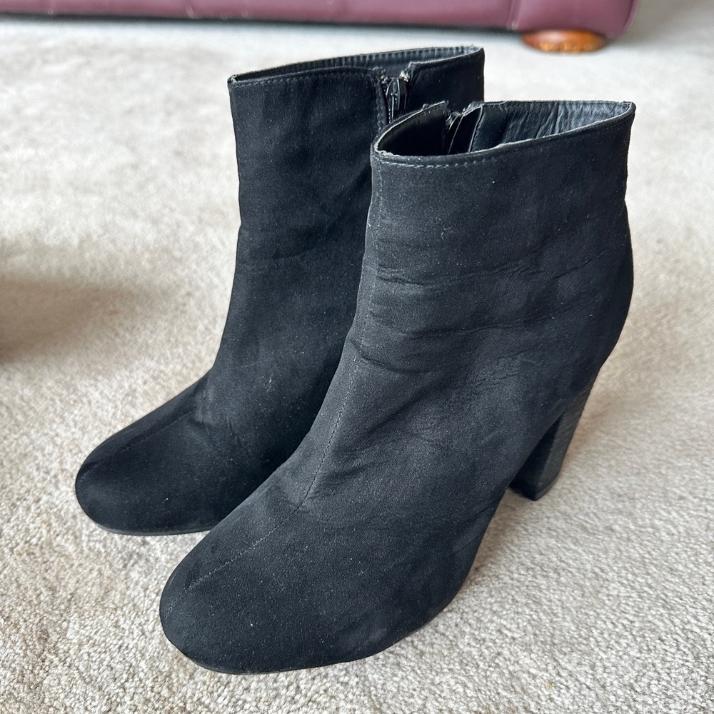 Ardene short boots
